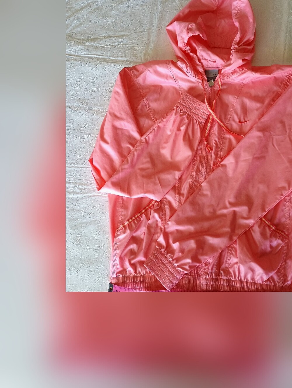 Nike Pink and Beige Activewear Jacket and Cargo Pants - Picture 5 of 15